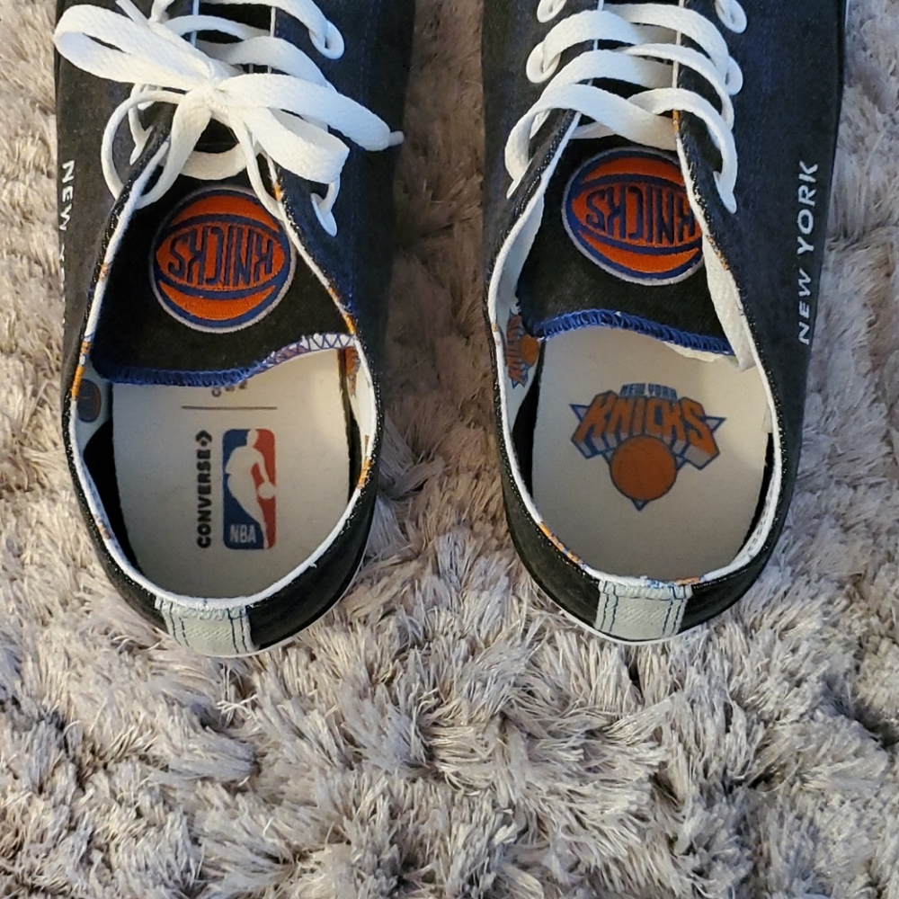 Custom Knicks Converse Denim Sneakers (Size 10) - Picture 4 of 7